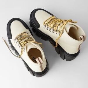 ZARA BNWT Canvas Thick Sole Ankle Boots